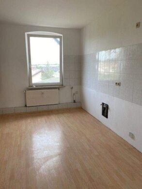 3 Zimmer DG Wohnung im Zentrum nähe Stadtpark - Küche