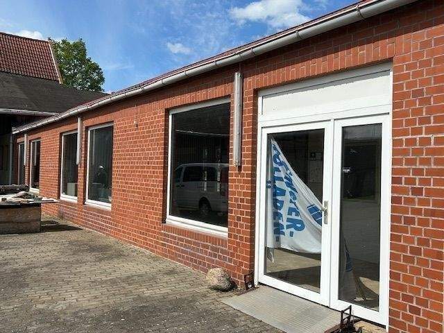 Gewerbehalle - Bürofläche - Lagerfläche - Außenstellplätze - Flurstück 543 - Ansicht Innenhof