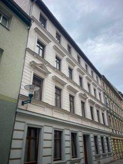 Außergewöhnliche Maisonette-Wohnung mit Galeriecharakter und Blick über Buckau - Hausansicht.jpeg