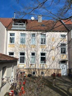 Traumhafte 4 Zimmerwohnung plus Gästehaus mit Blick in den Stadtpark - Rückansicht